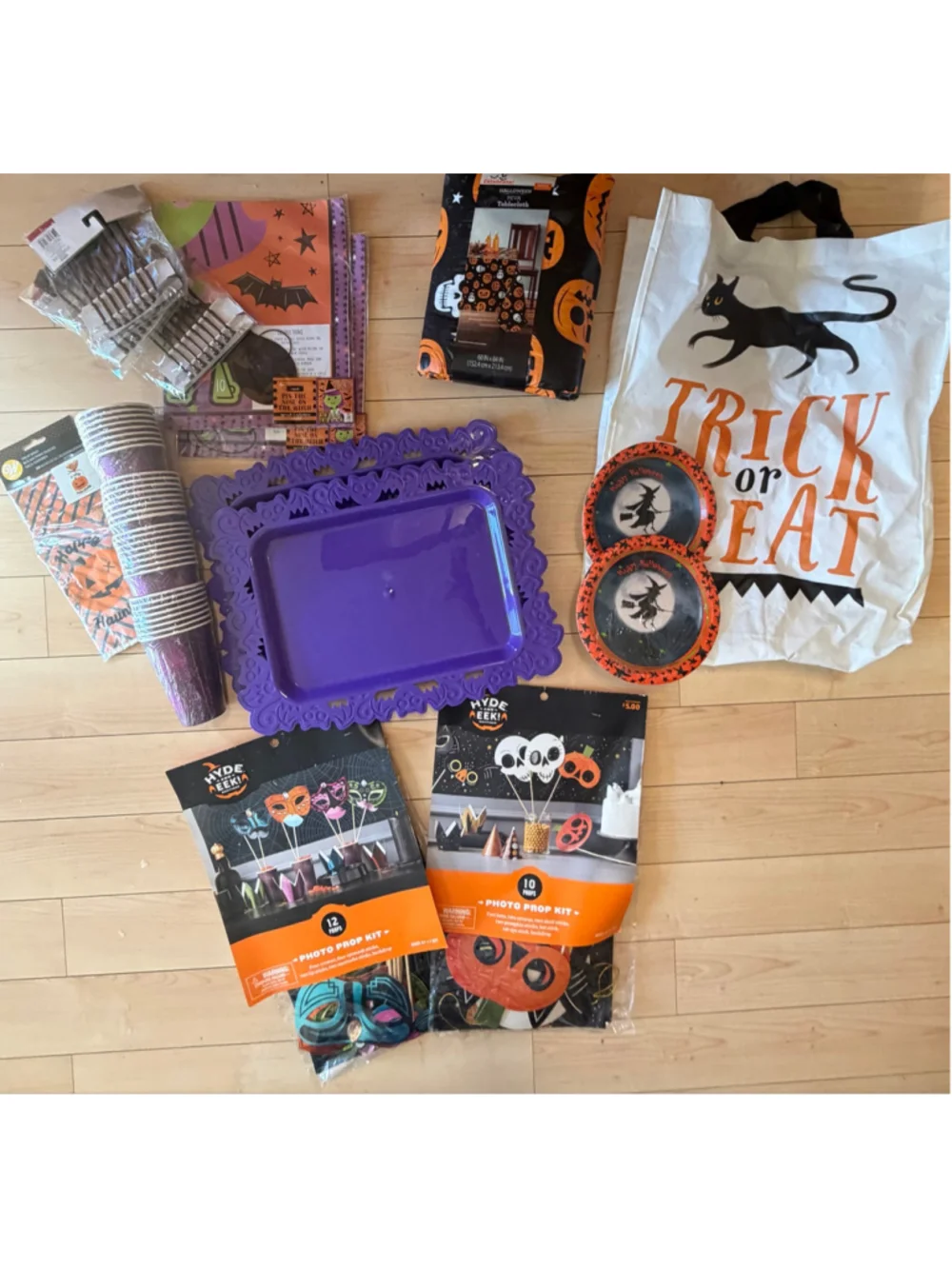 Halloween Party Decor Supplies Lot Plates Cups Photo Props Trays Tablecloth